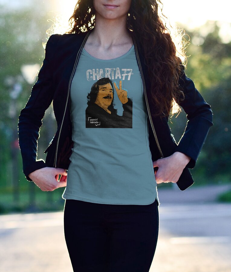 Triko Charta 77 